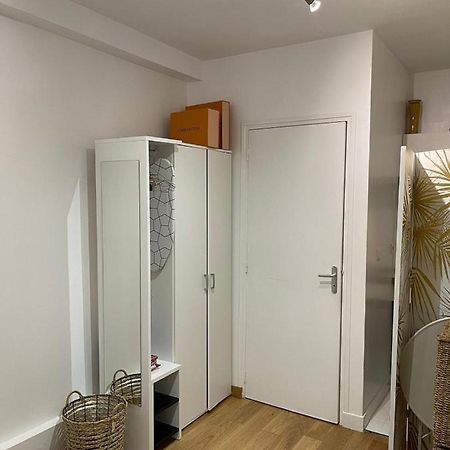 Location Studio Apartment Paris Exterior photo